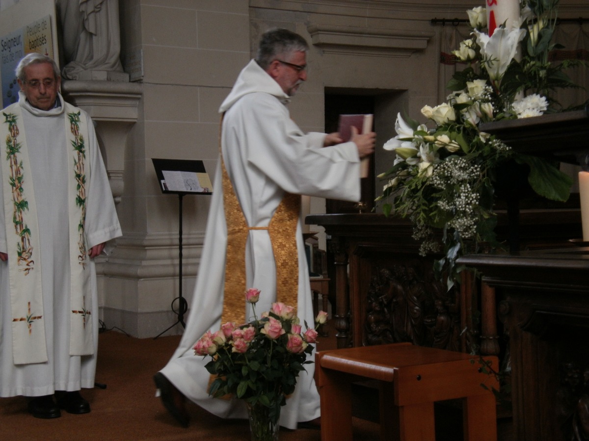 St Joseph 1eres communions 2014 (3)