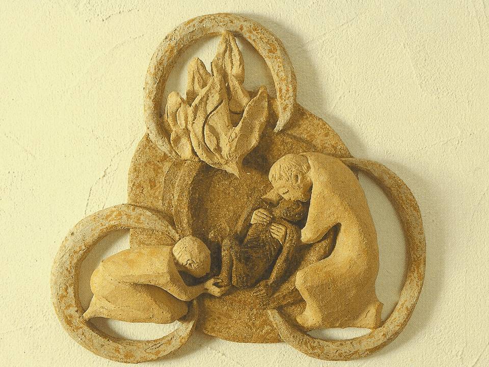 Trinité miséricordieuse : céramique
de Soeur Caritas Müller
s'intitule : 