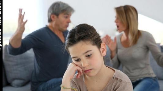 Vignette_Dispute entre parents (fotolia)