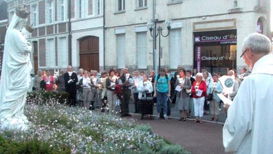 1308_Vignette_Procession.jpg