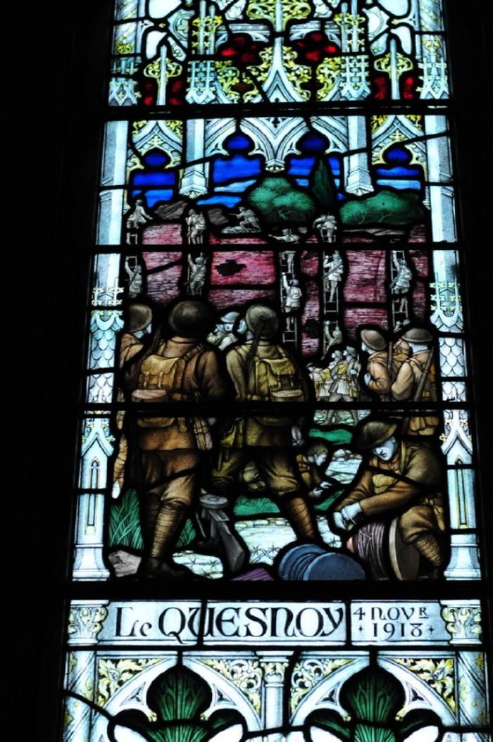 Vitrail réprésentant la libération de Le Quesnoy